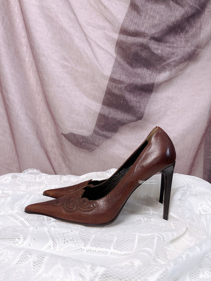 EU40 Le Silla Whimsical Burgundy Carved Heels