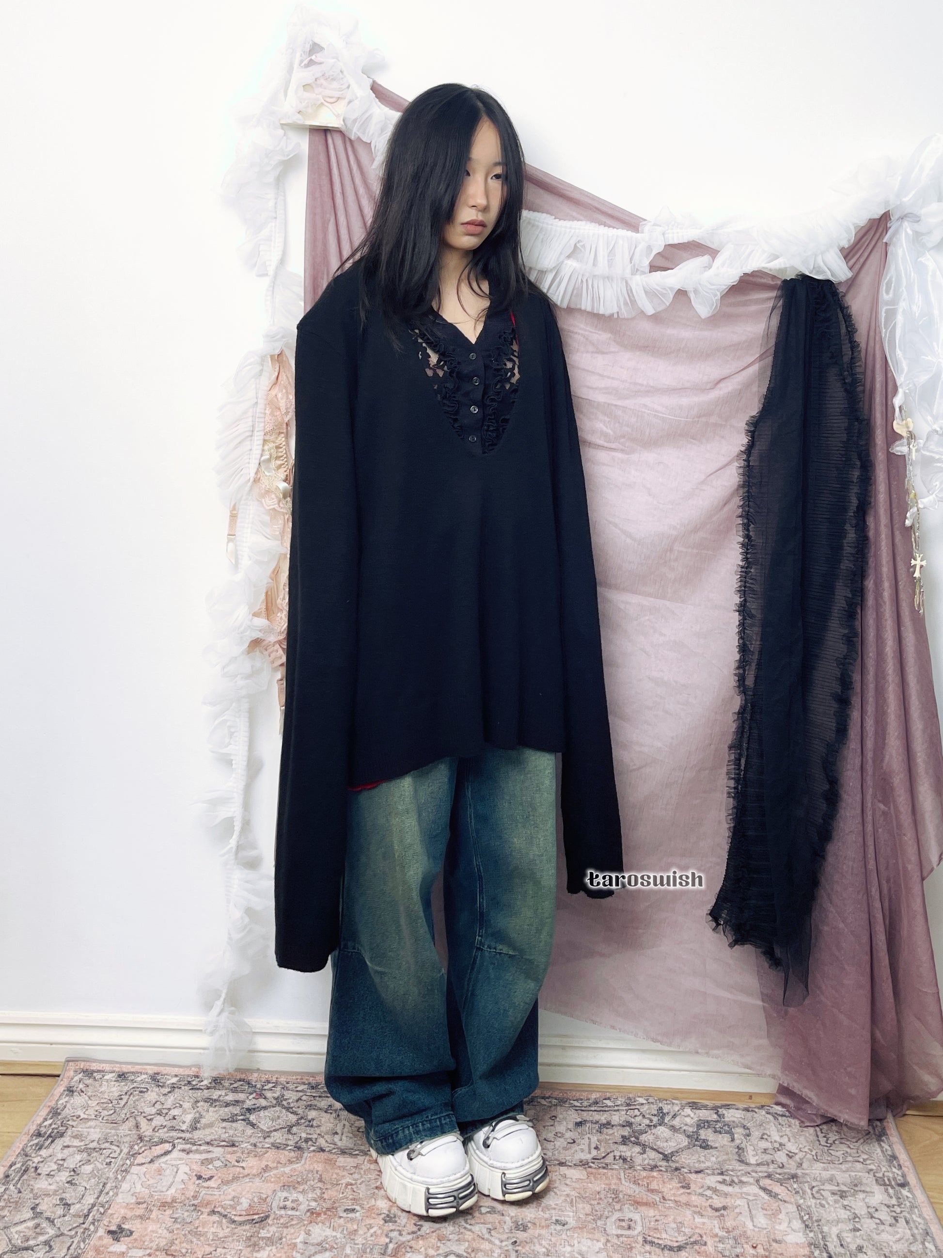 H.Naoto Oversized V-neckline Long Sleeves Jumper