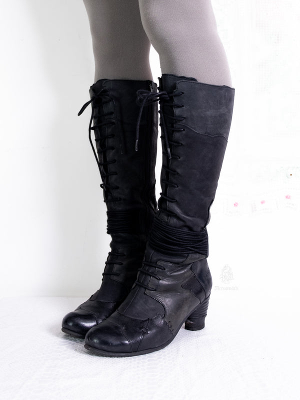 BLACK PATCHED LEATHER LACE-UP BOOTS - EU36
