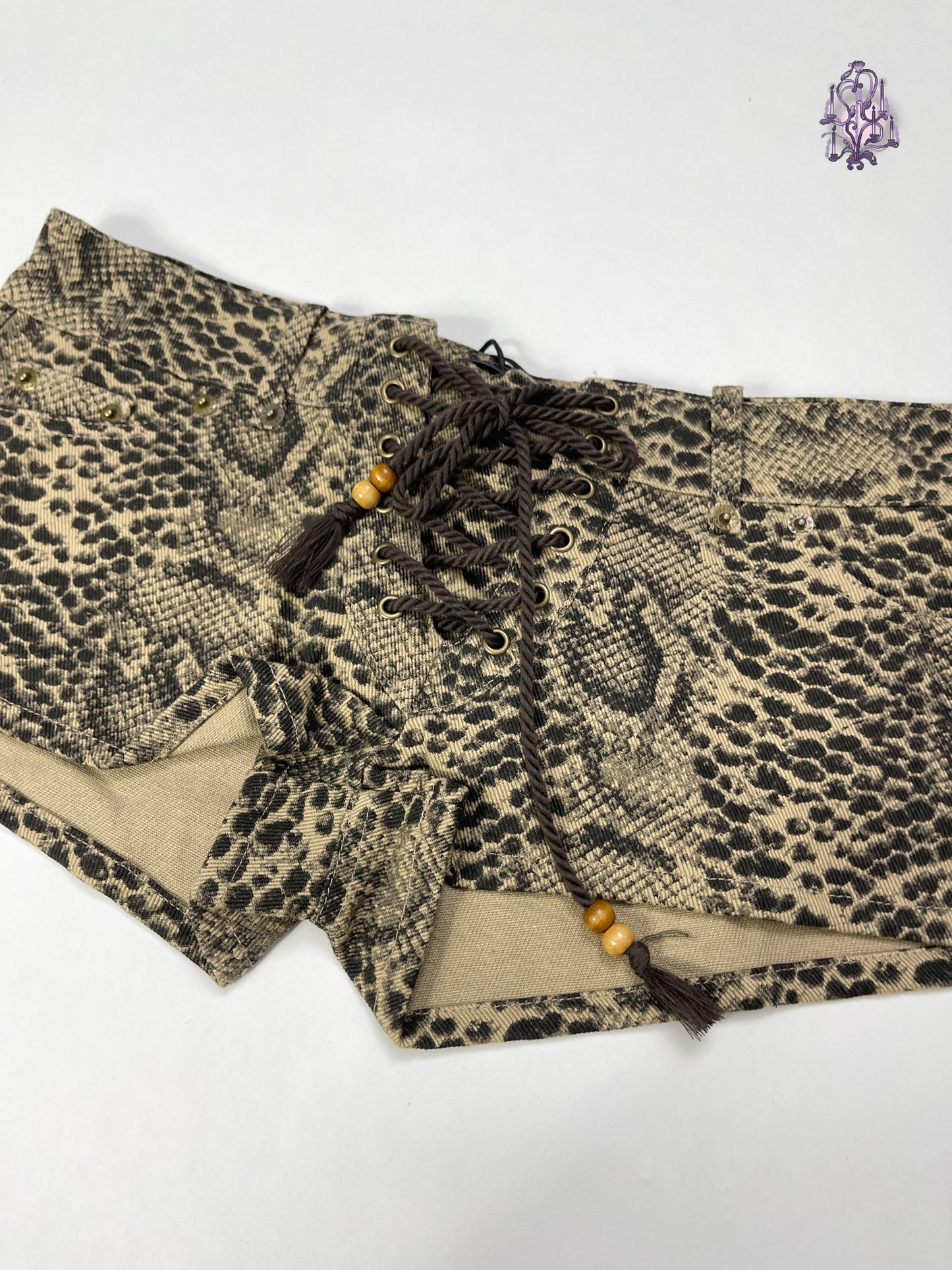 lace up animal print shorts, chinese label andivogels