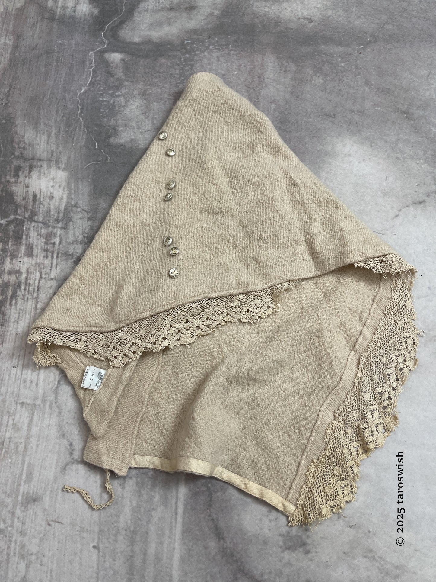 4 ways multi buttons asymmetrical shawl, sunaokuwahara