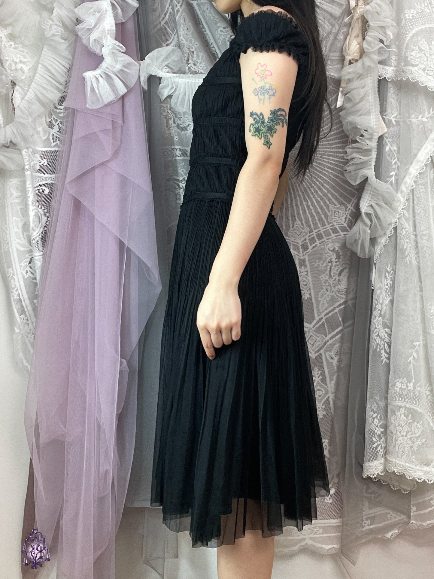 Fragile pleated dark coquette dress