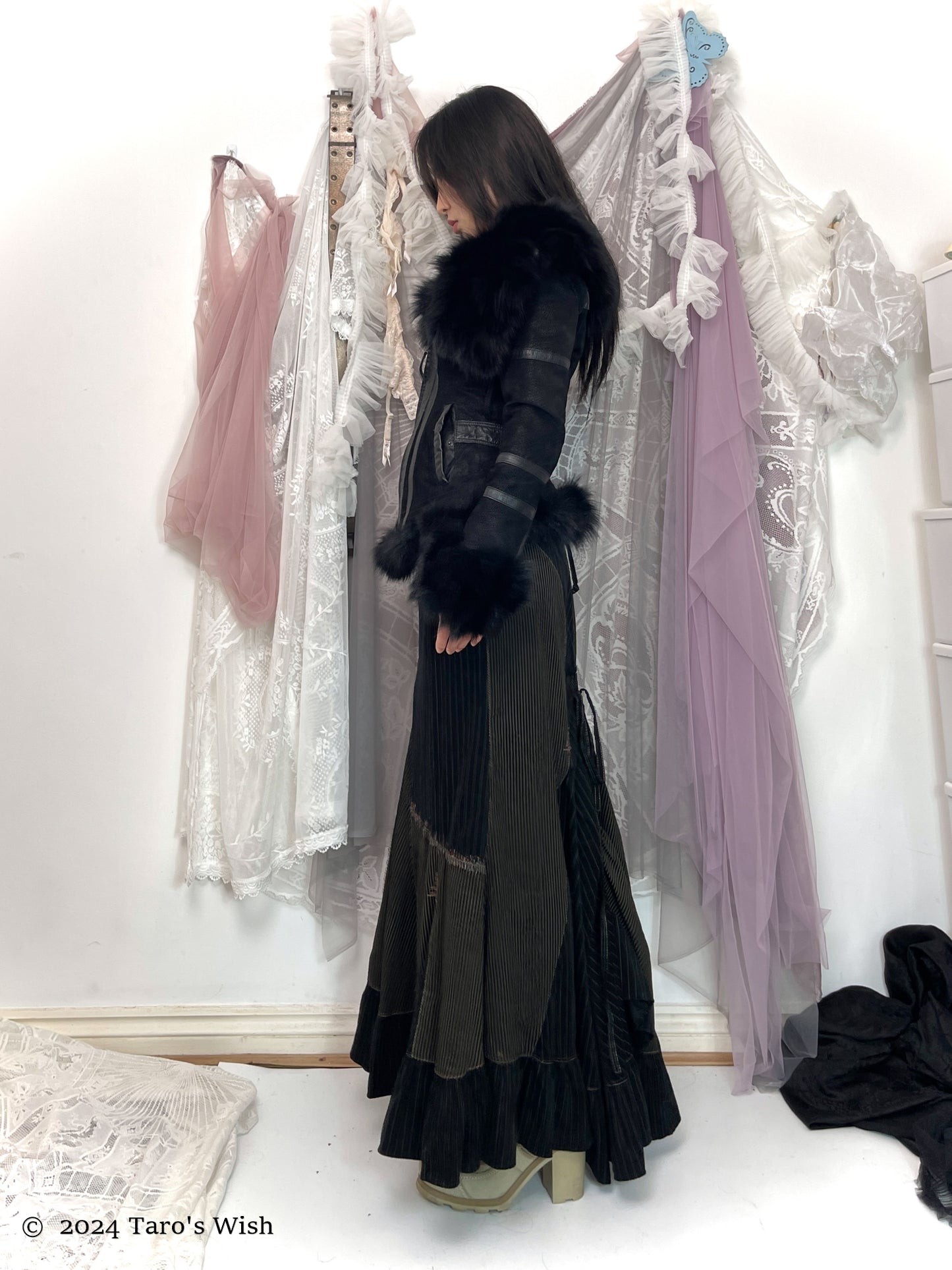 fox fur dark elf coat, only