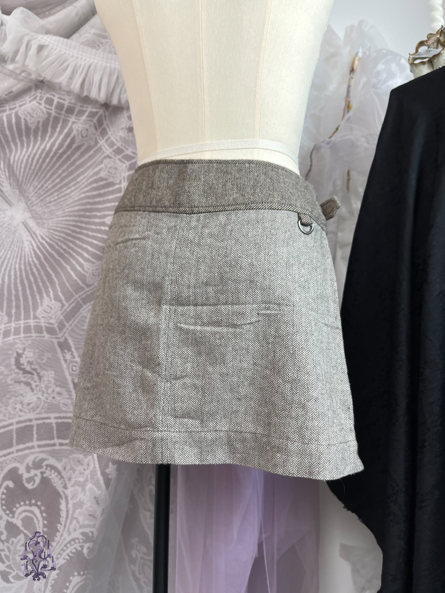 Vintage asymmetric pleat mini skirt