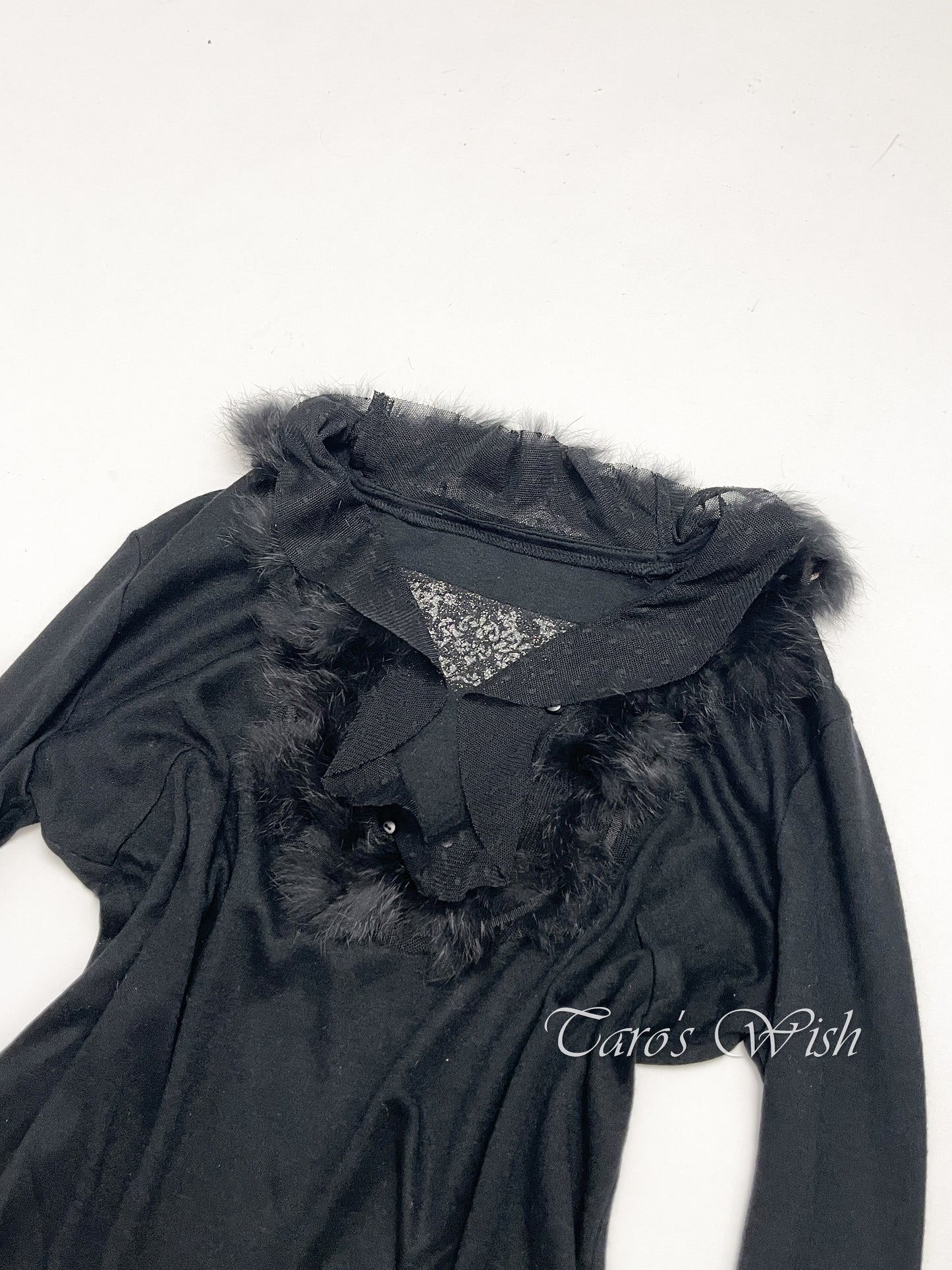 Fur and Lace Trim Long Sleeves Top