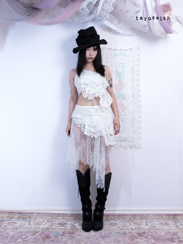 "WHITE DUST" LACE SET