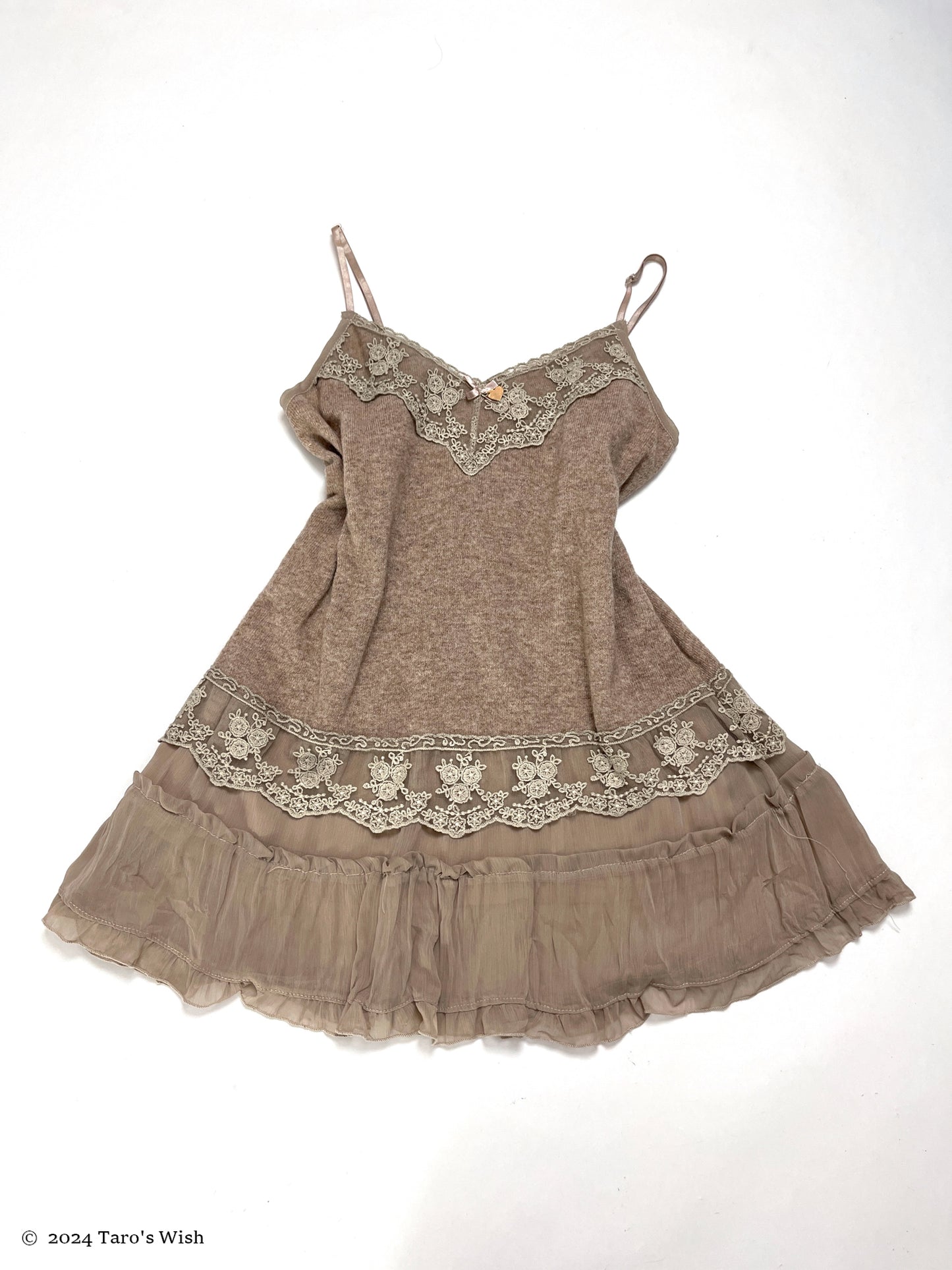 knit lace trim camisole/dress, euro label