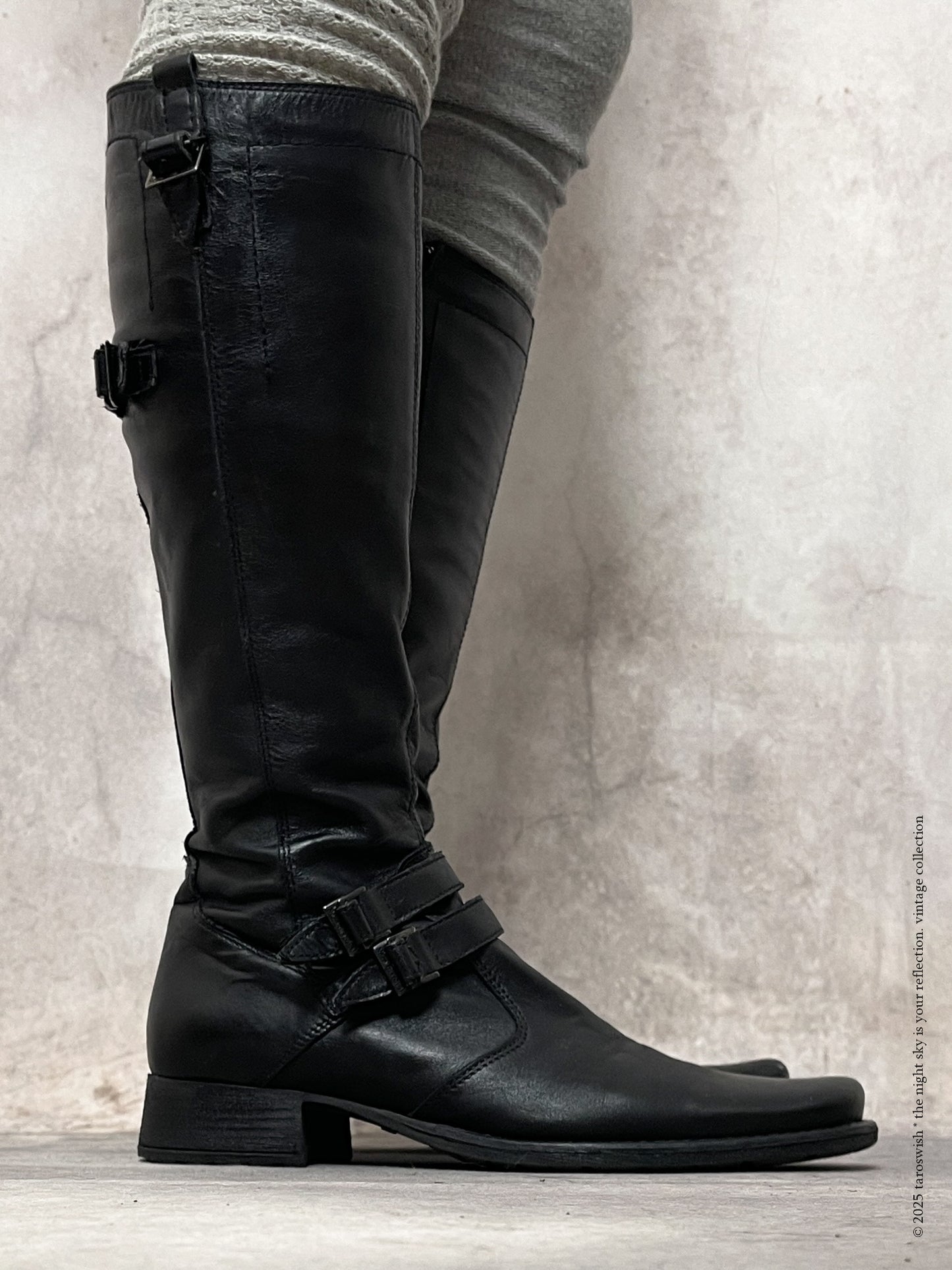 Eu37 real leather multi-buckles boots, Italian brand