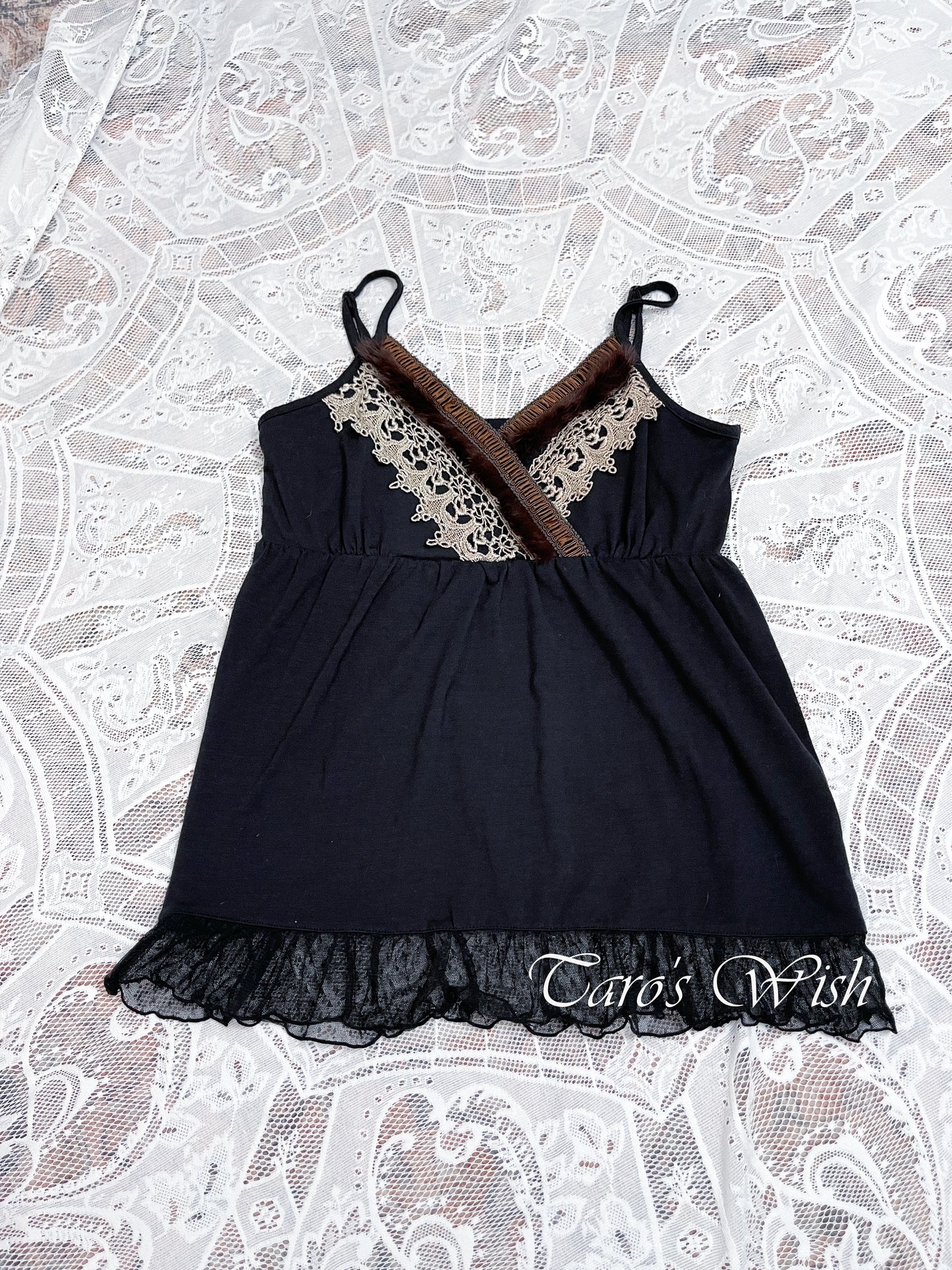 AXES FEMME Lace and Fur Trim Babydoll Camisole