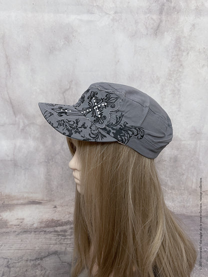 graphic print cross cap