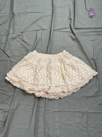 Lace puff mini skirt in cream