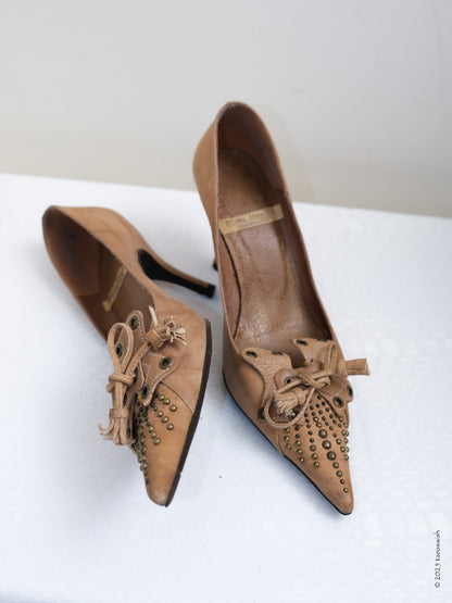 eu36.5 real leather studded and flower heels,