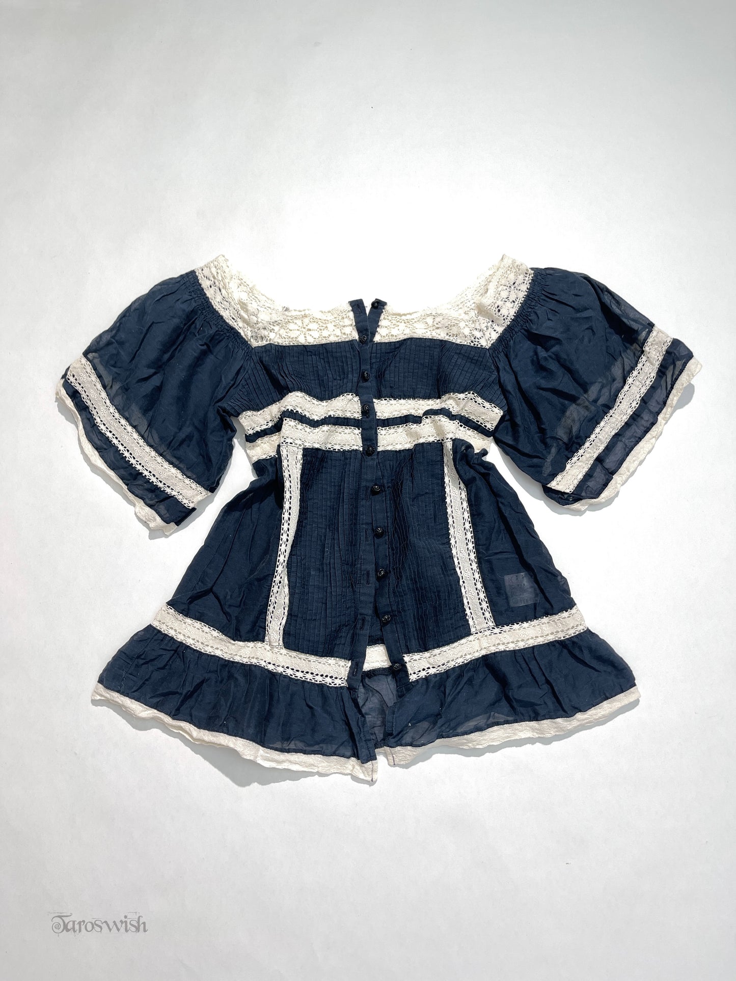 ナイン Button up lace trim blouse in navy