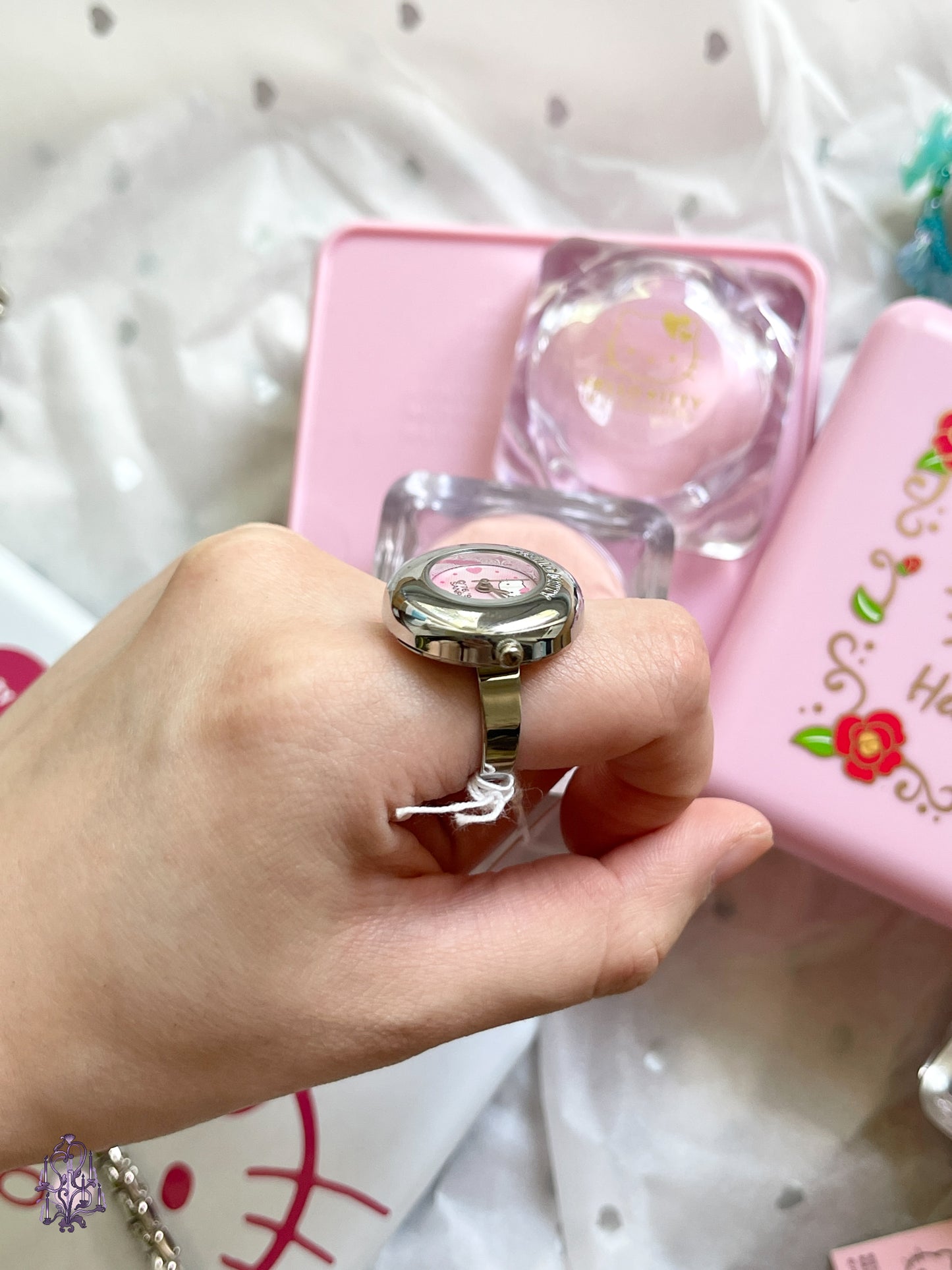 What's the time now? - Vintage Sanrio hello kitty collection