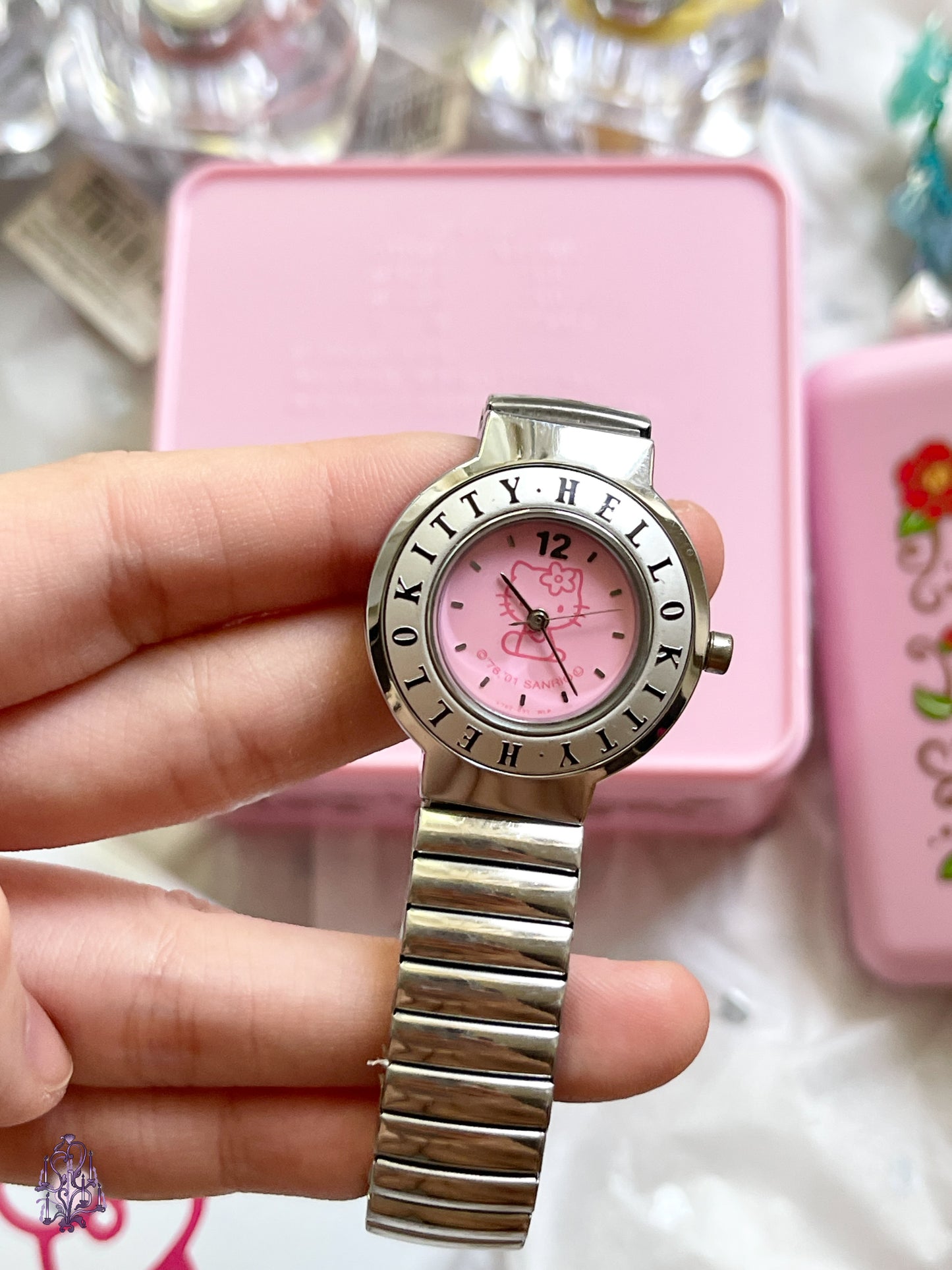 What's the time now? - Vintage Sanrio hello kitty collection