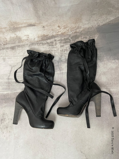 eu39 real leather ruffle trim slouch boots, marc jacobs