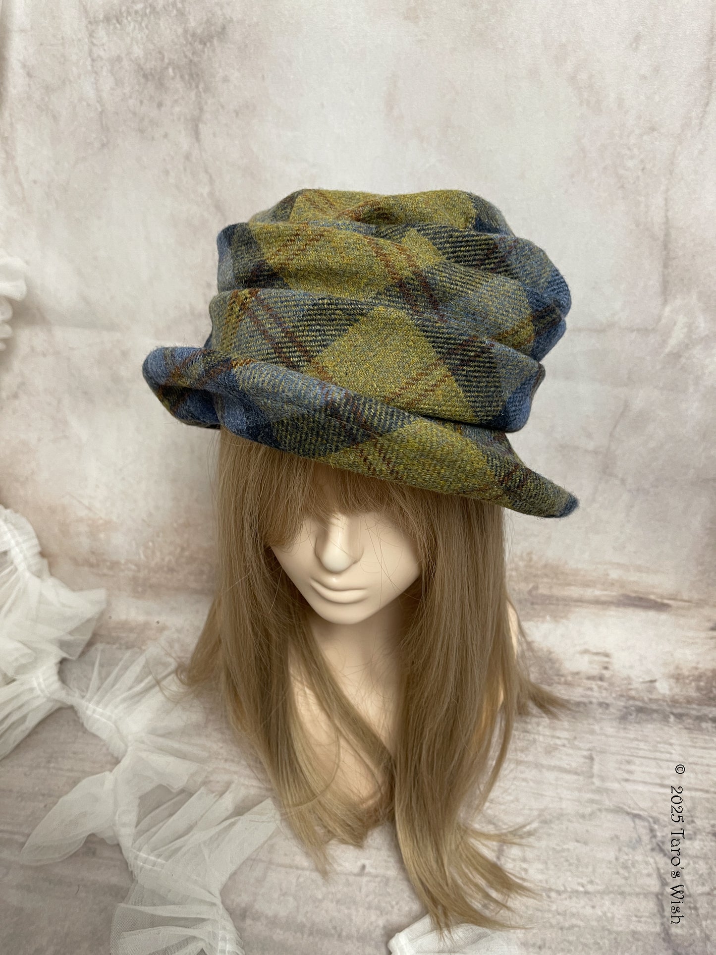 ruched 100% wool tartan tall hat