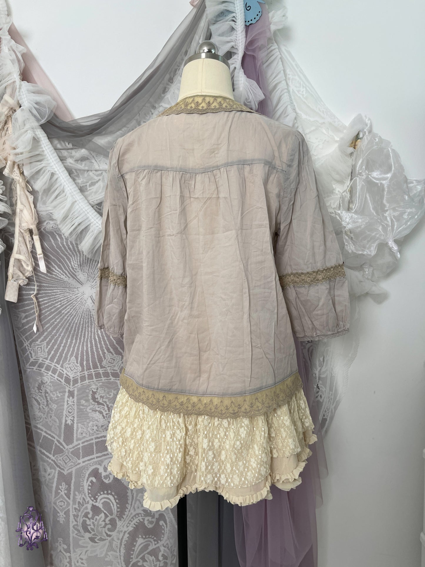 Mori kei muted lilac balloon sleeves top