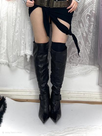 eu40 lace up back knee high heeled boots in black, euro label