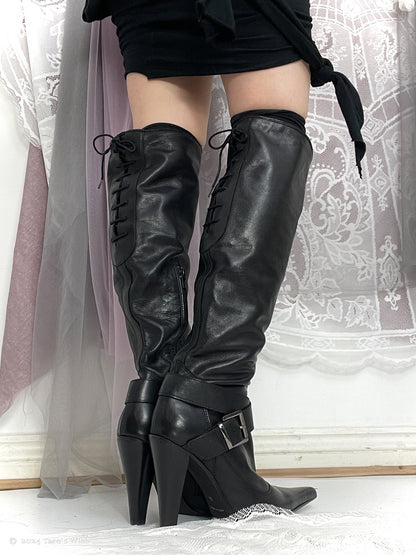 eu40 lace up back knee high heeled boots in black, euro label