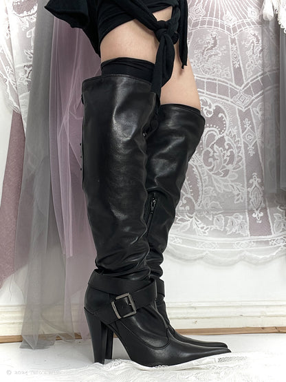 eu40 lace up back knee high heeled boots in black, euro label