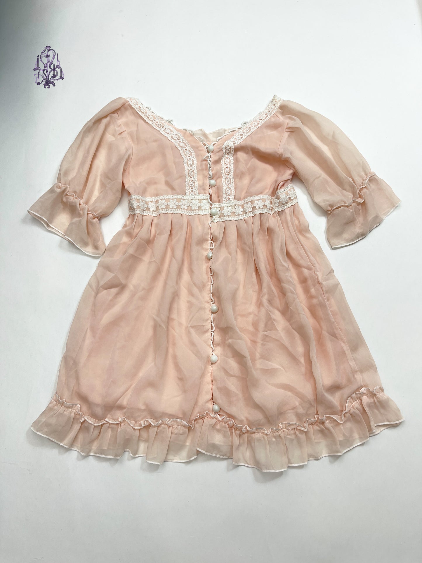 Romantic button up dress in peach pink