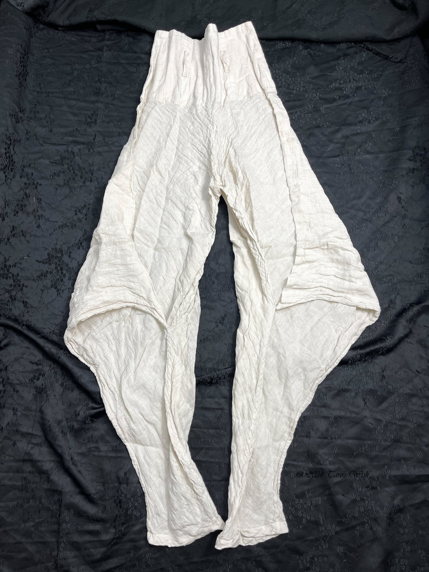 Deformed Linen Pants