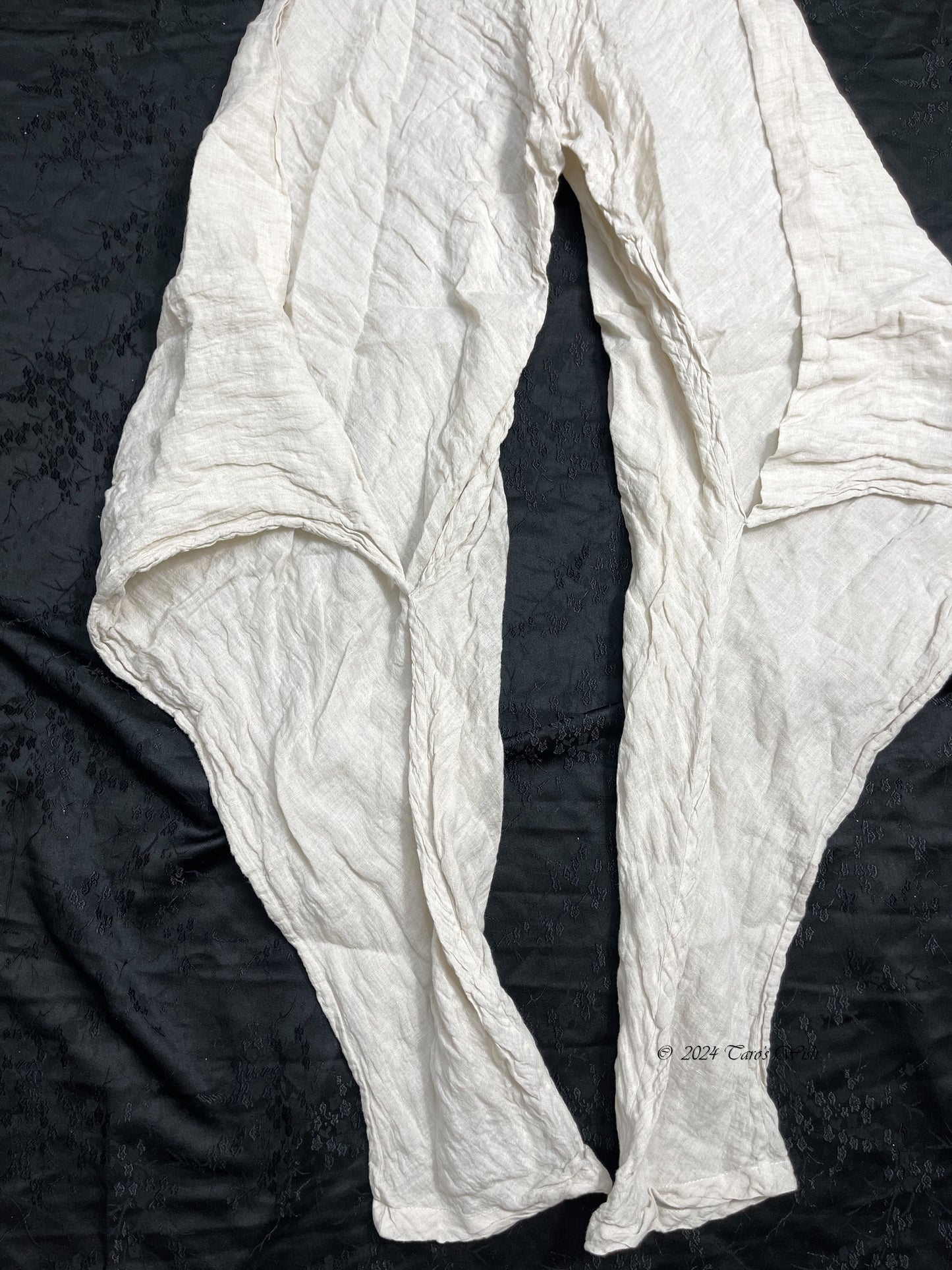 Deformed Linen Pants