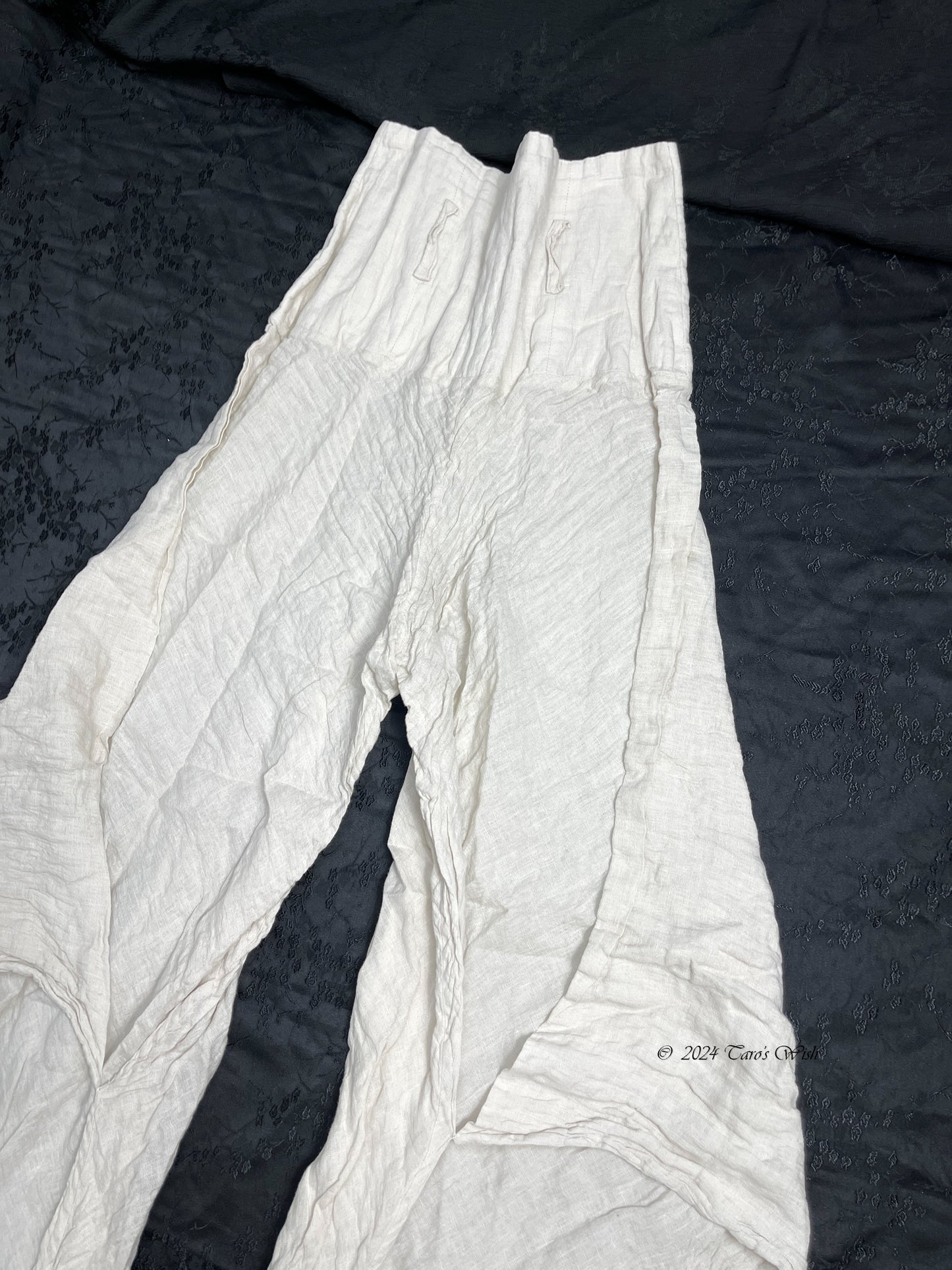 Deformed Linen Pants