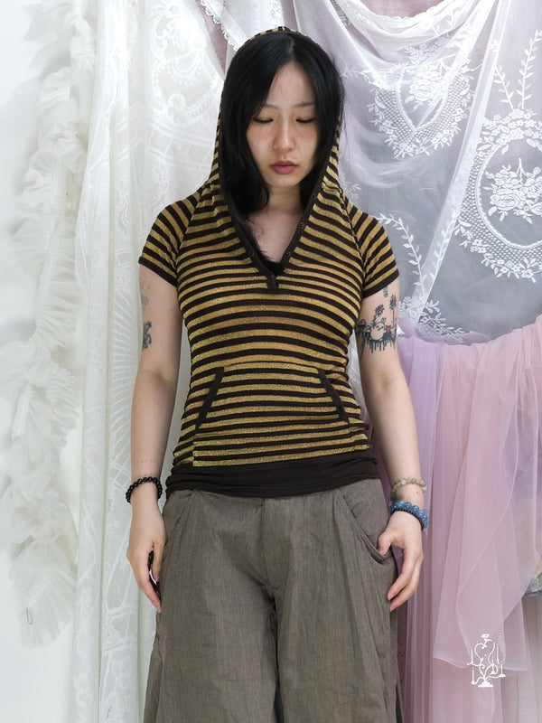 GOLD STRIPE HOODED TOP