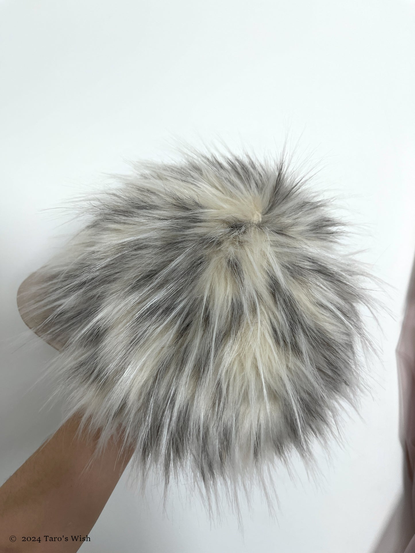 furry hat, chinese label chipchipshop