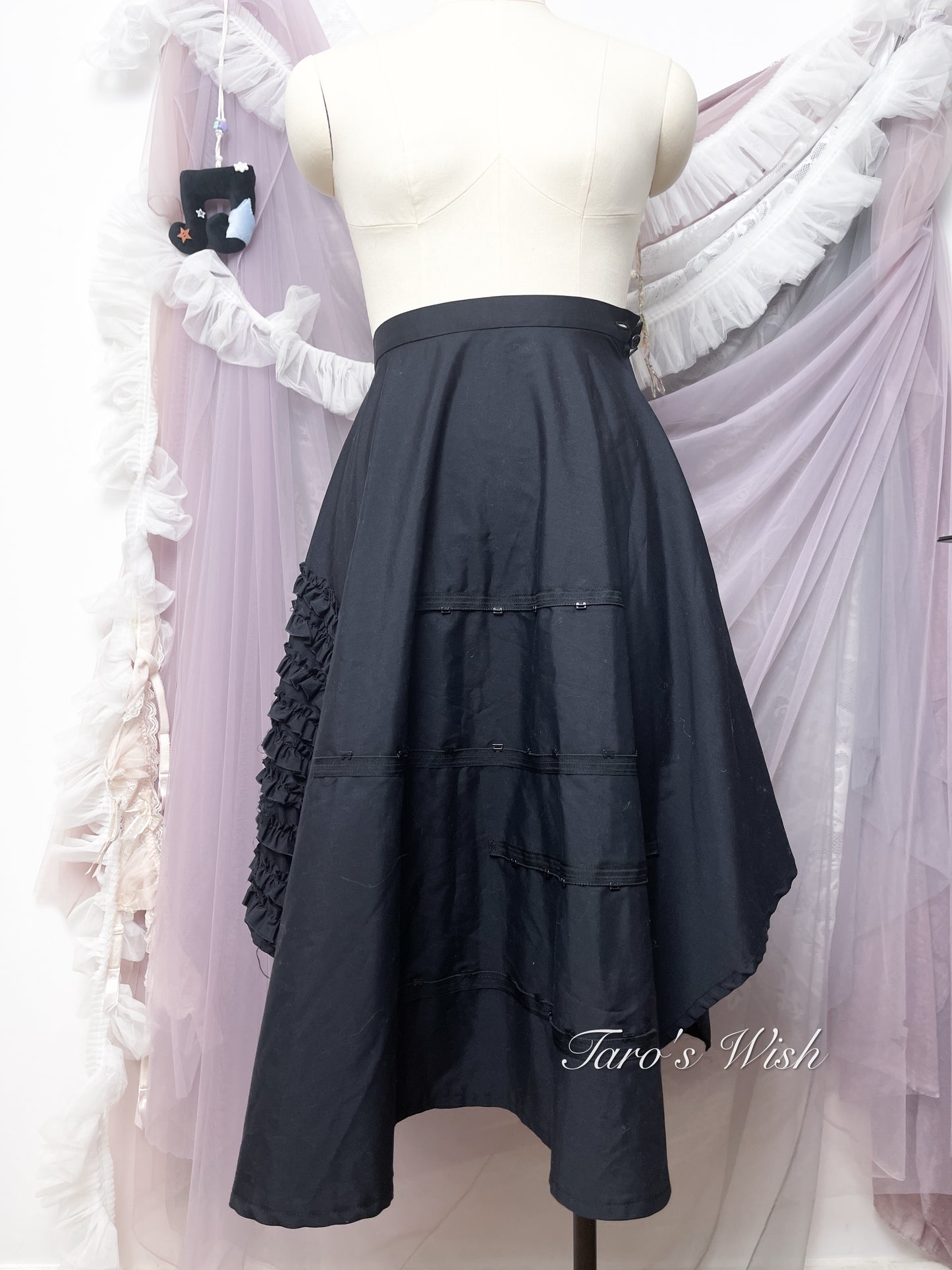 Black Peace Now Asymmetrical Frill Skirt