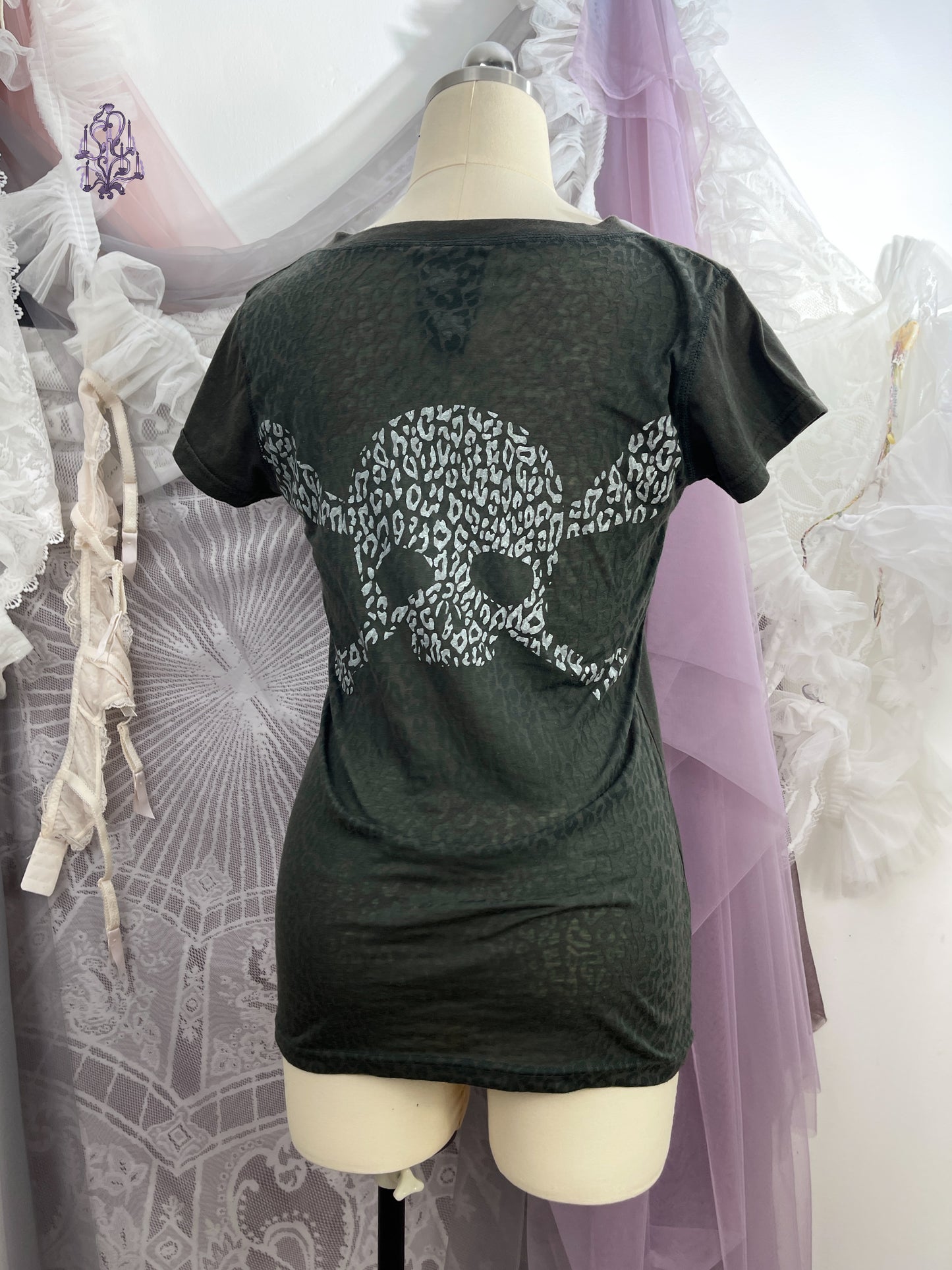 Semi sheer leopard print skull t-shirt