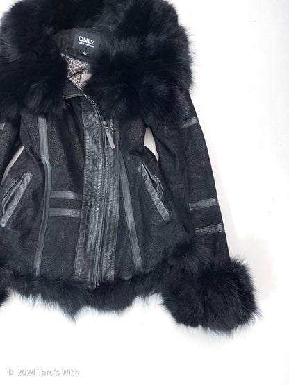 fox fur dark elf coat, only